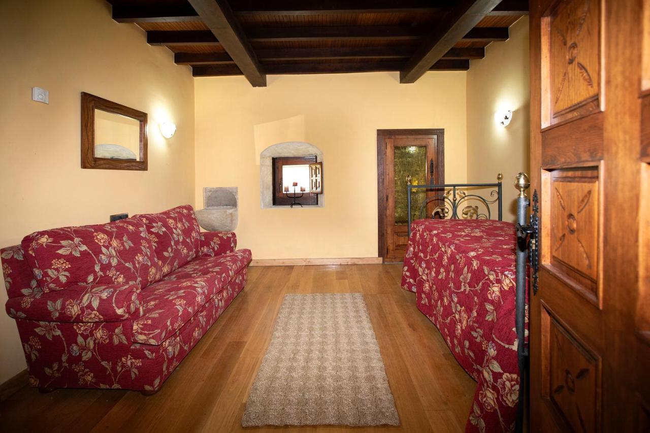 La Casona De Lombrana, En Polaciones Экстерьер фото